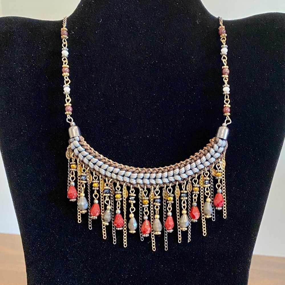 Trendy Boho Tribal Necklace - Picture 3 of 8